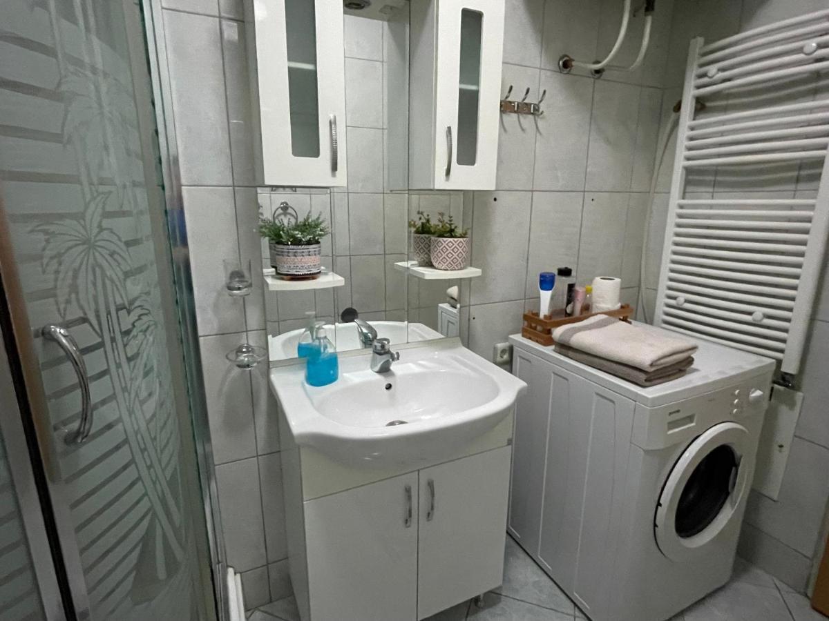 Mexican Touch Apartment With Parking Garage Prishtinë Luaran gambar